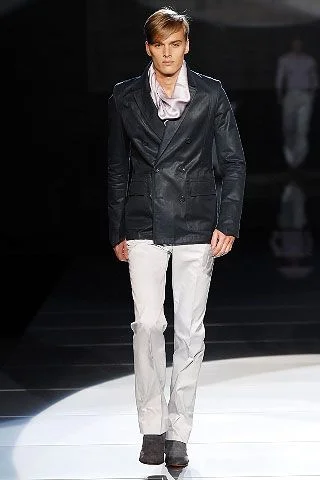Look 18